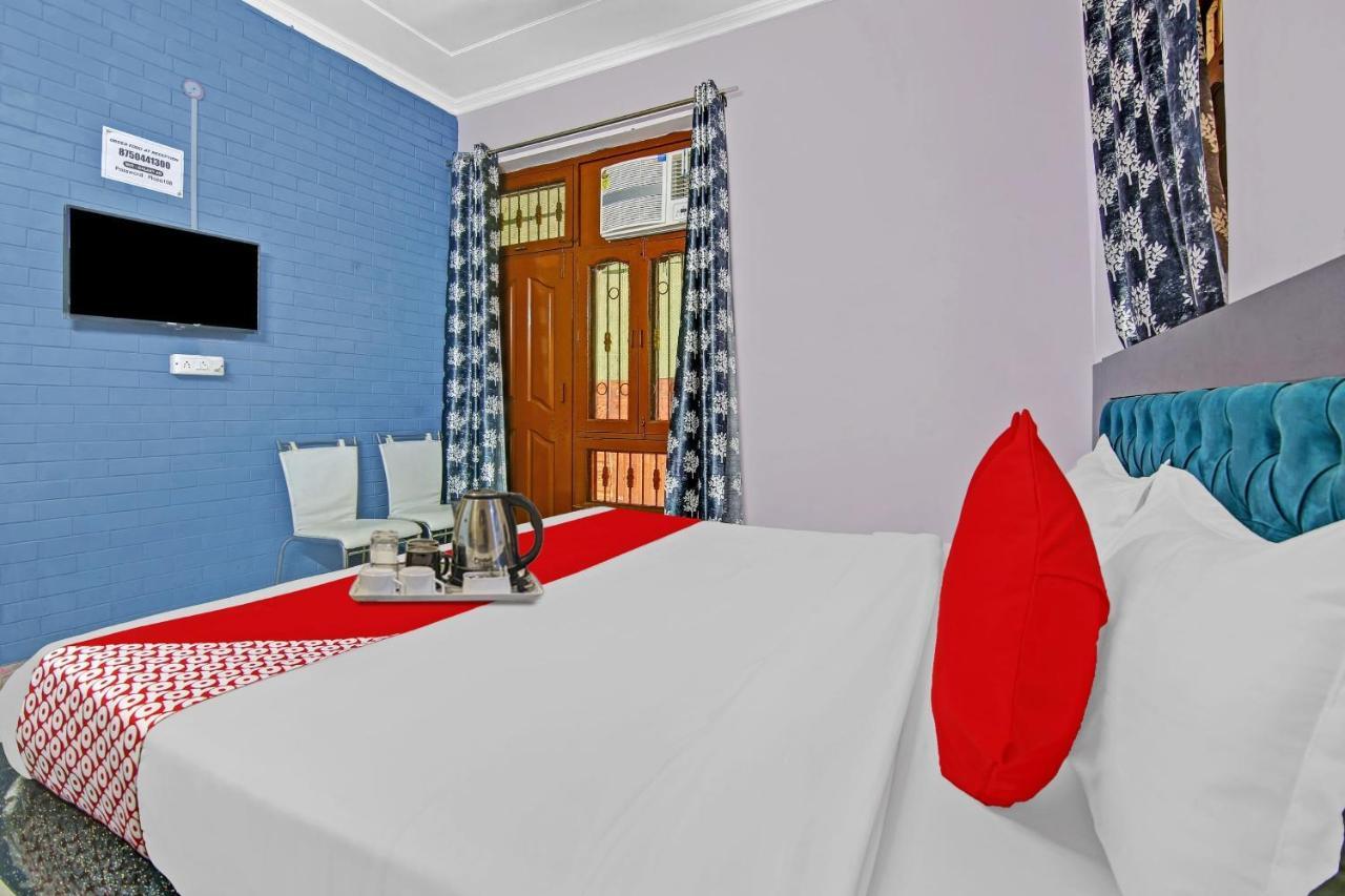 Hotel Oyo Galaxy Plaza Ghaziabad Exterior foto